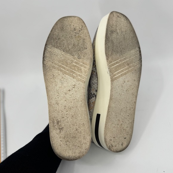 Linea Paolo Kai Women Snake Print Slip On Platform Sneakers Silver Gold Tan 9.5M - Picture 10 of 11